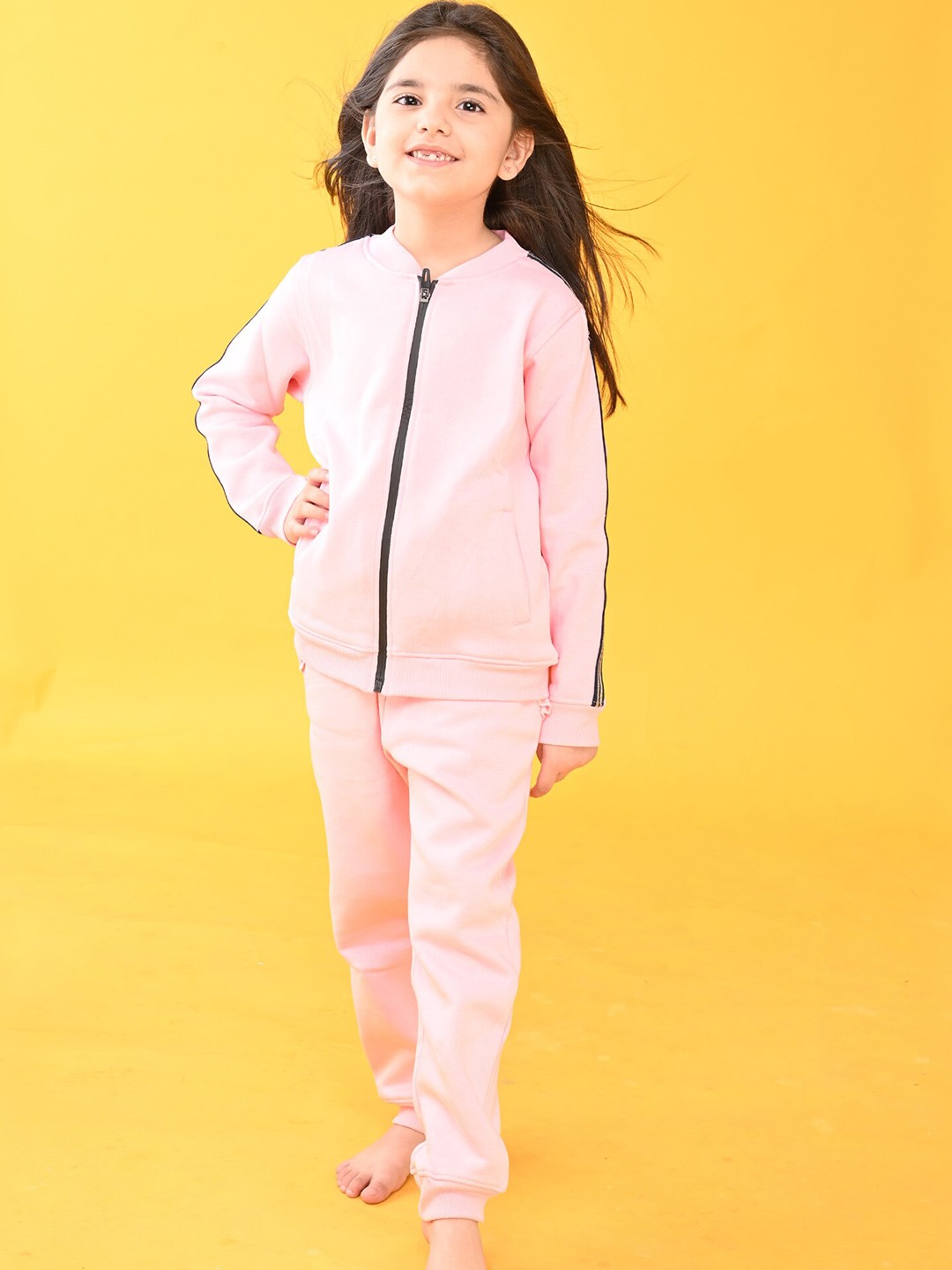 

Anthrilo Girls Pink & Black Zip Up Fleece Sweatshirt & Jogger Set