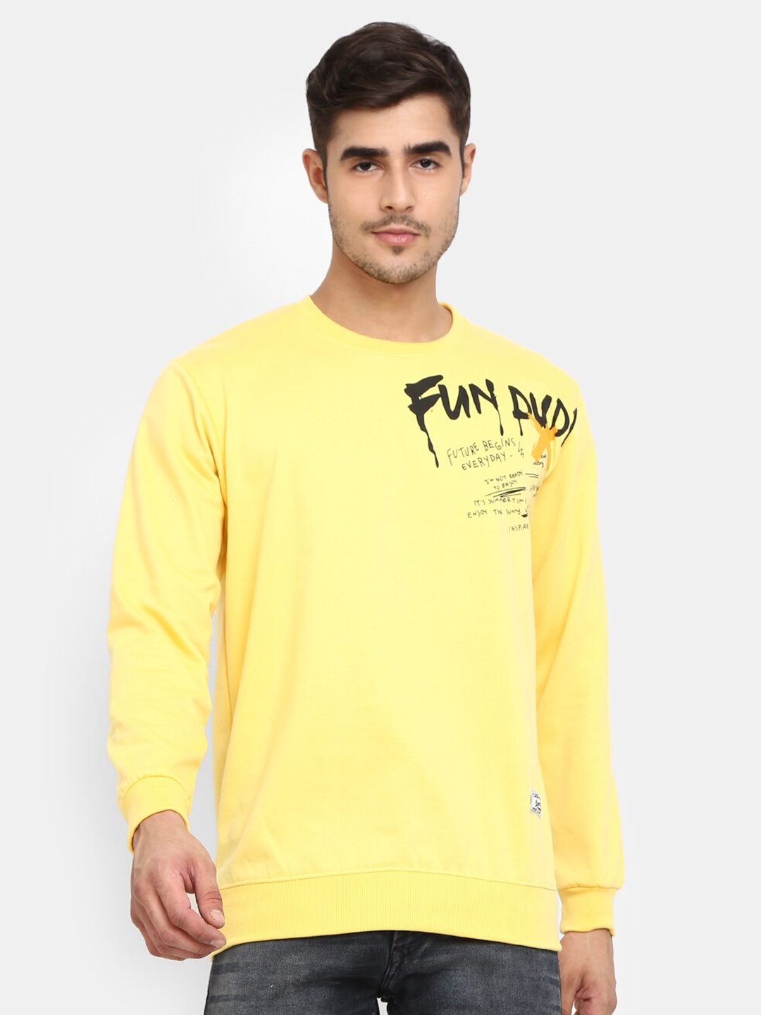 

V-Mart Men Yellow Printed Sweatshirt