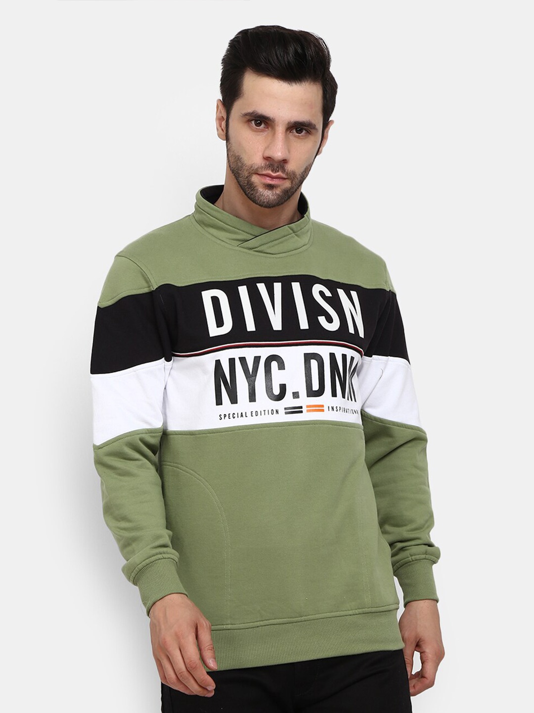 

V-Mart Men Olive Green Printed Sweatshirt