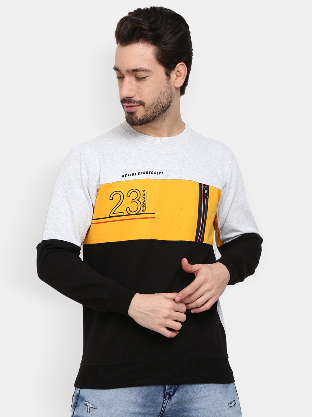 

V-Mart Men Beige Sweatshirt