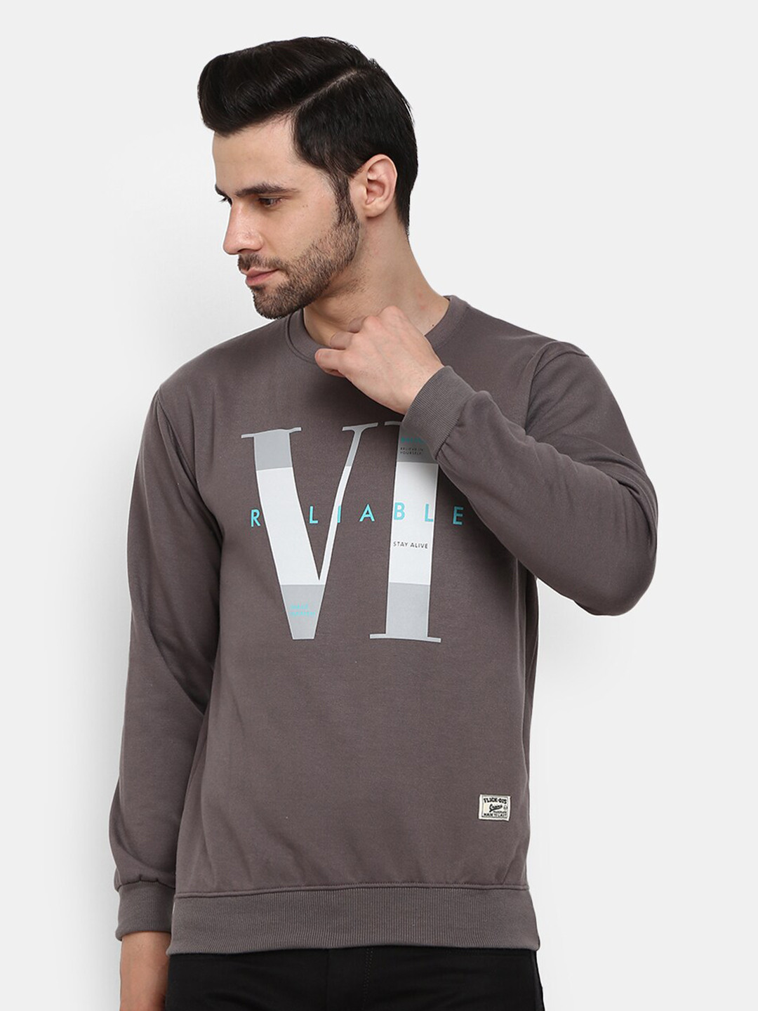 

V-Mart Men Grey Printed Sweatshirt
