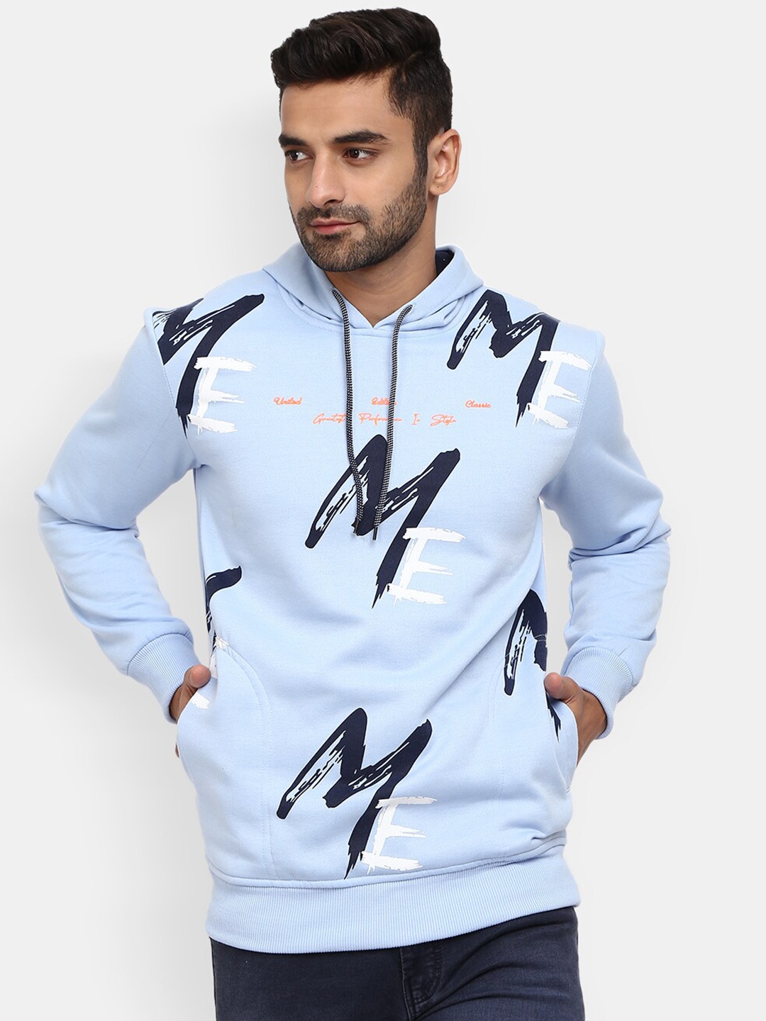 

V-Mart Men Blue Printed Sweatshirt