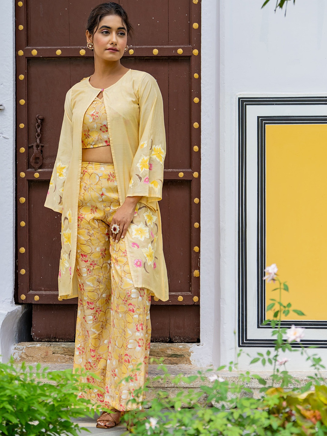 

The Kapas Printed Crop Top, Shrug With Palazzo, Yellow