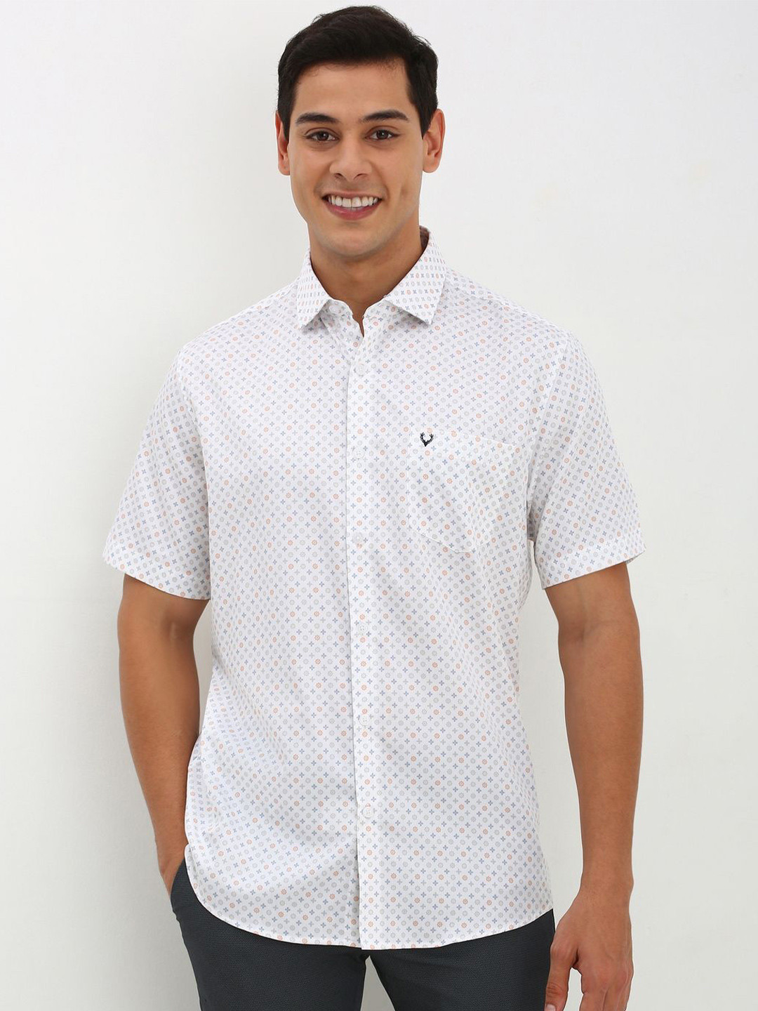 

Allen Solly Men Spread Collar Micro Ditsy Printed Cotton Slim Fit Casual Shirt, White