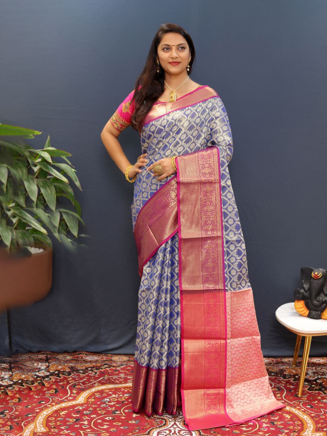 

Royal Rajgharana Saree Woven Design Zari Pure Silk Kanjeevaram Sarees, Blue