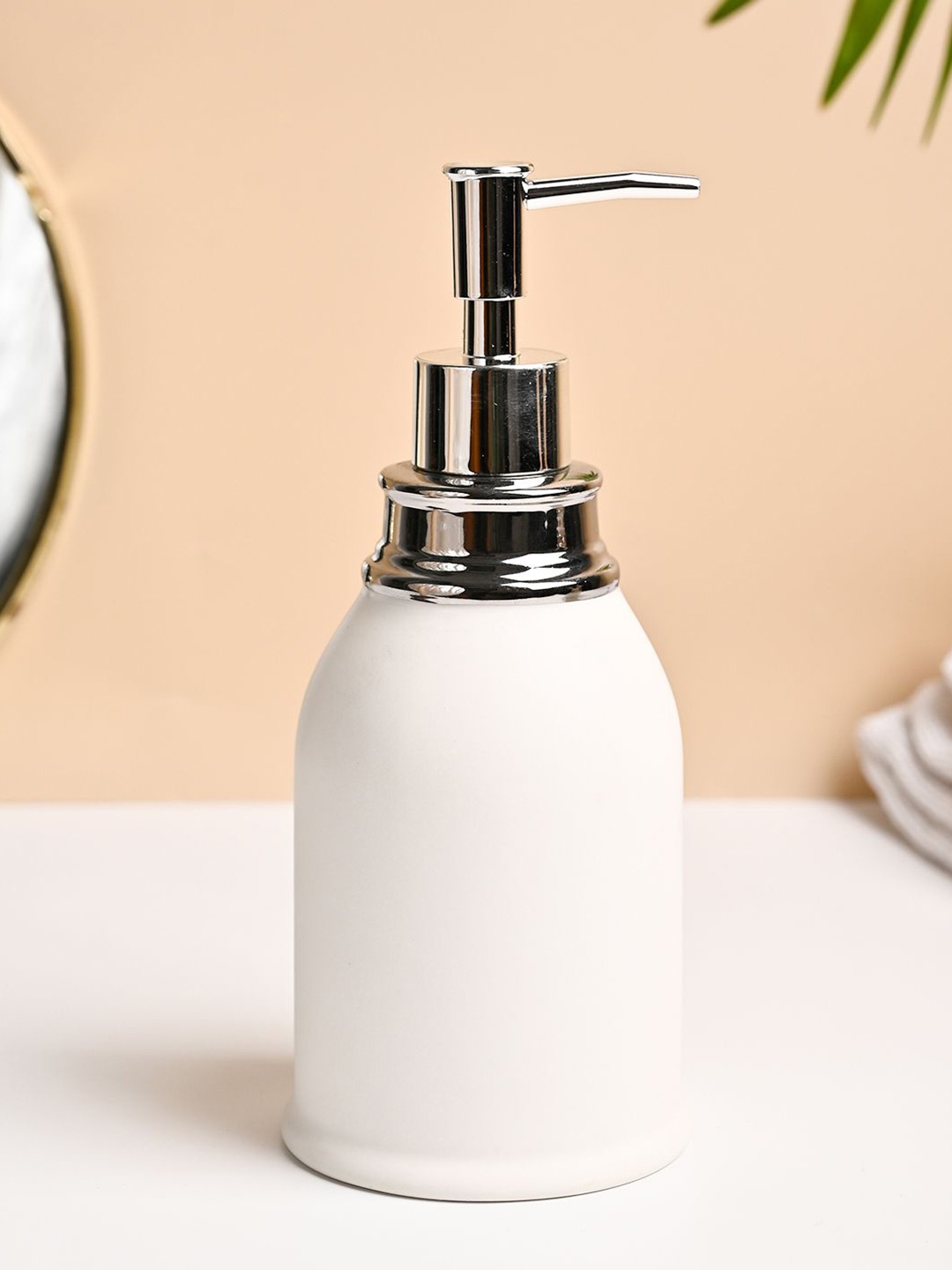 

MARKET99 White & Silver-Toned Ceramic Soap Dispenser 480ml