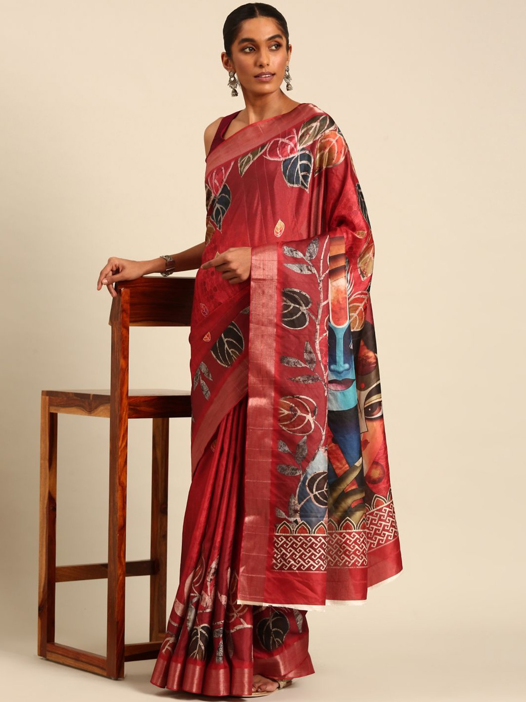 

Ishin Floral Printed Zari Saree, Maroon