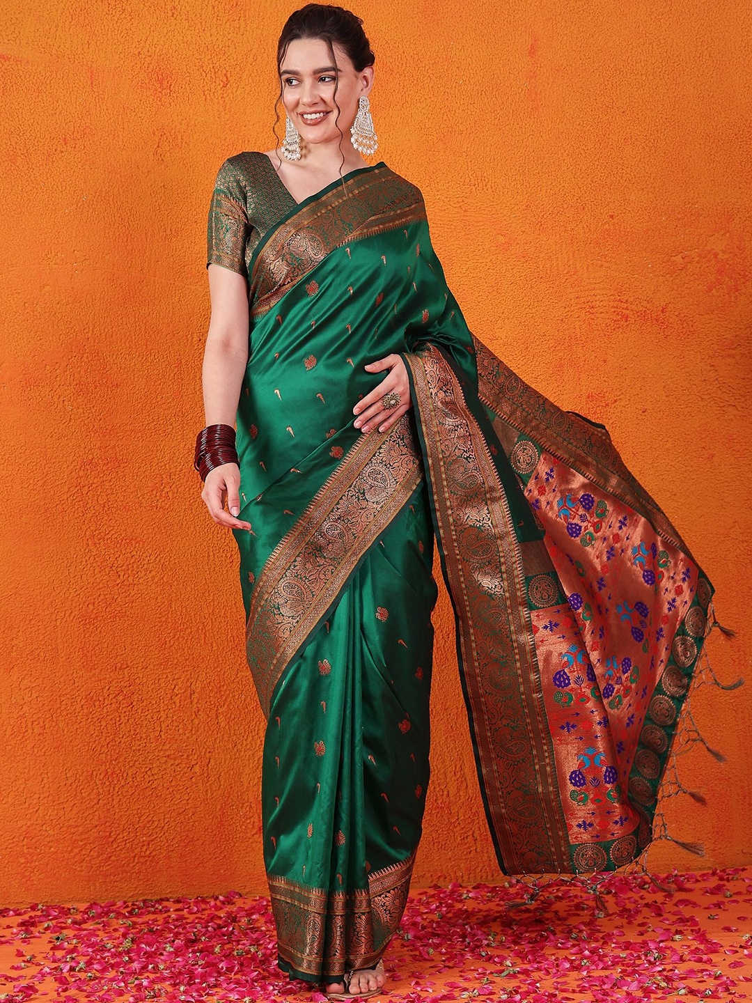 

Dori Ethnic Motifs Zari Paithani Saree, Green