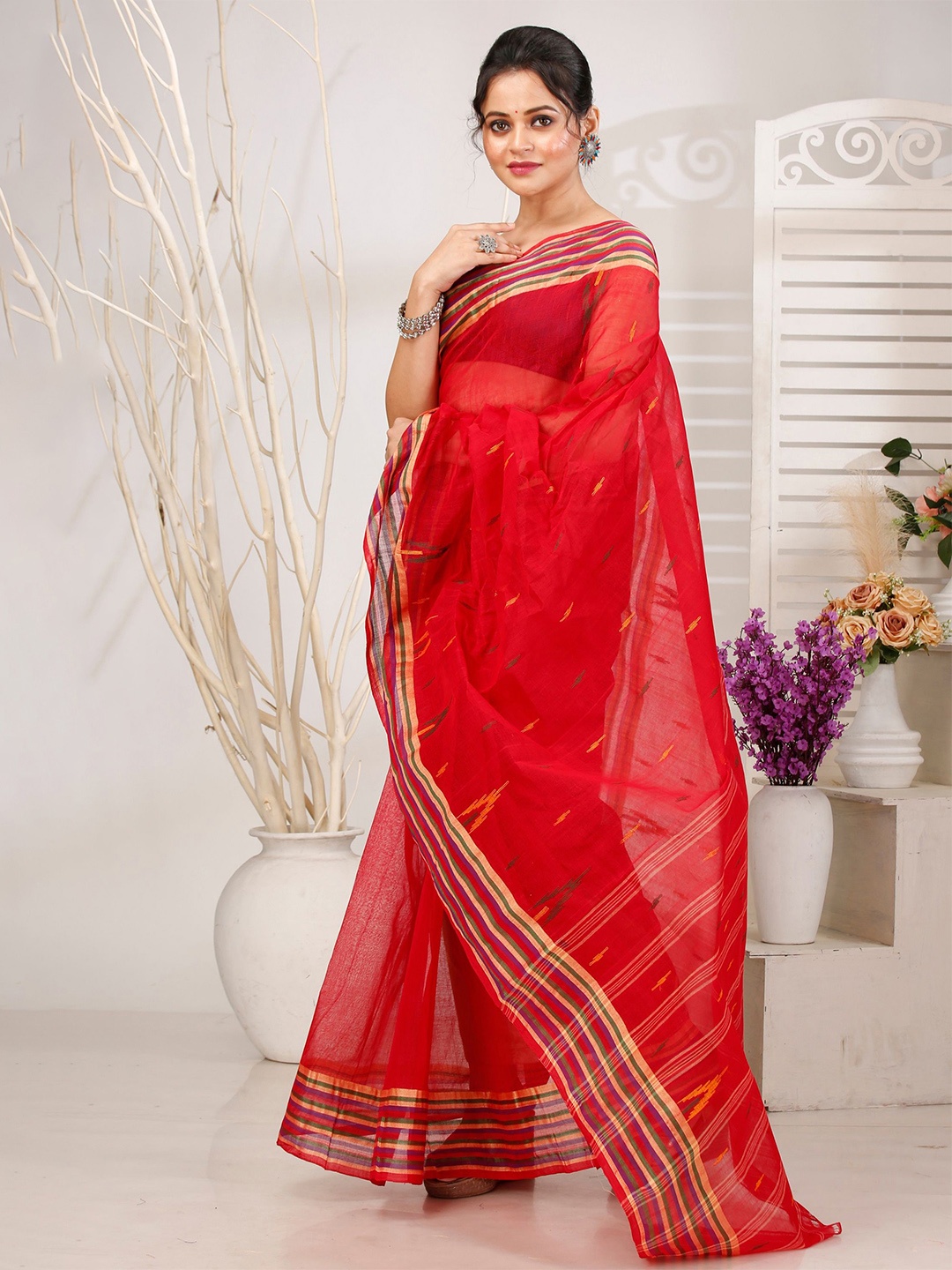 

PuJoy Woven Design Zari Pure Cotton Taant Saree, Red