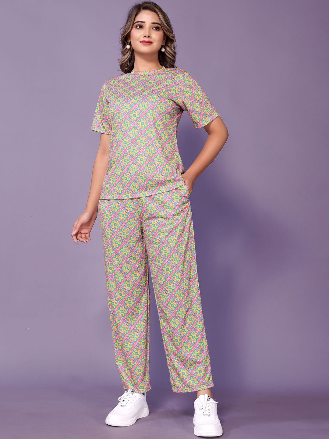

Siya Fashion Printed Short Sleeves T-Shirt & Trouser, Pink