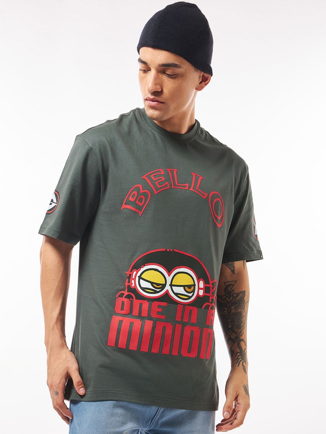 

Bewakoof Minions Graphic Printed Oversized Pure Cotton T-shirt, Grey