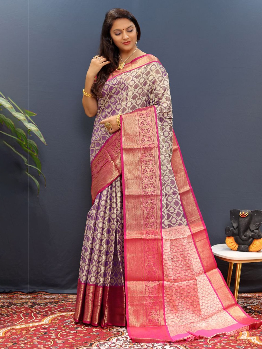 

Royal Rajgharana Saree Woven Design Zari Pure Silk Kanjeevaram Sarees, Purple