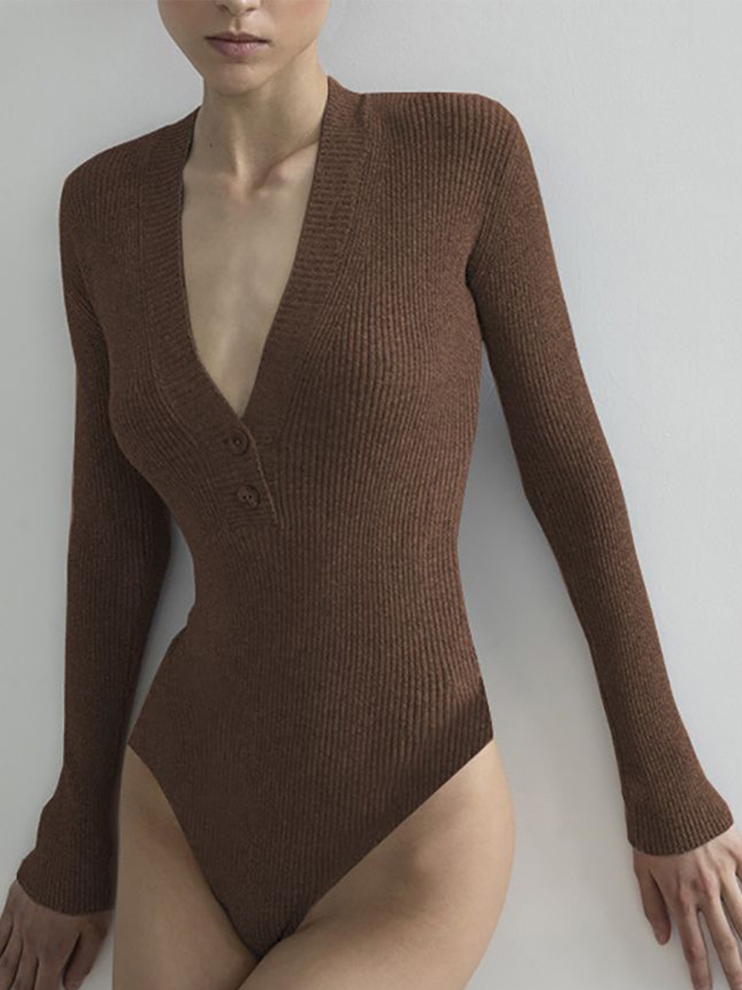 

StyleCast x Revolte V-Neck Long Sleeve Bodysuit, Brown
