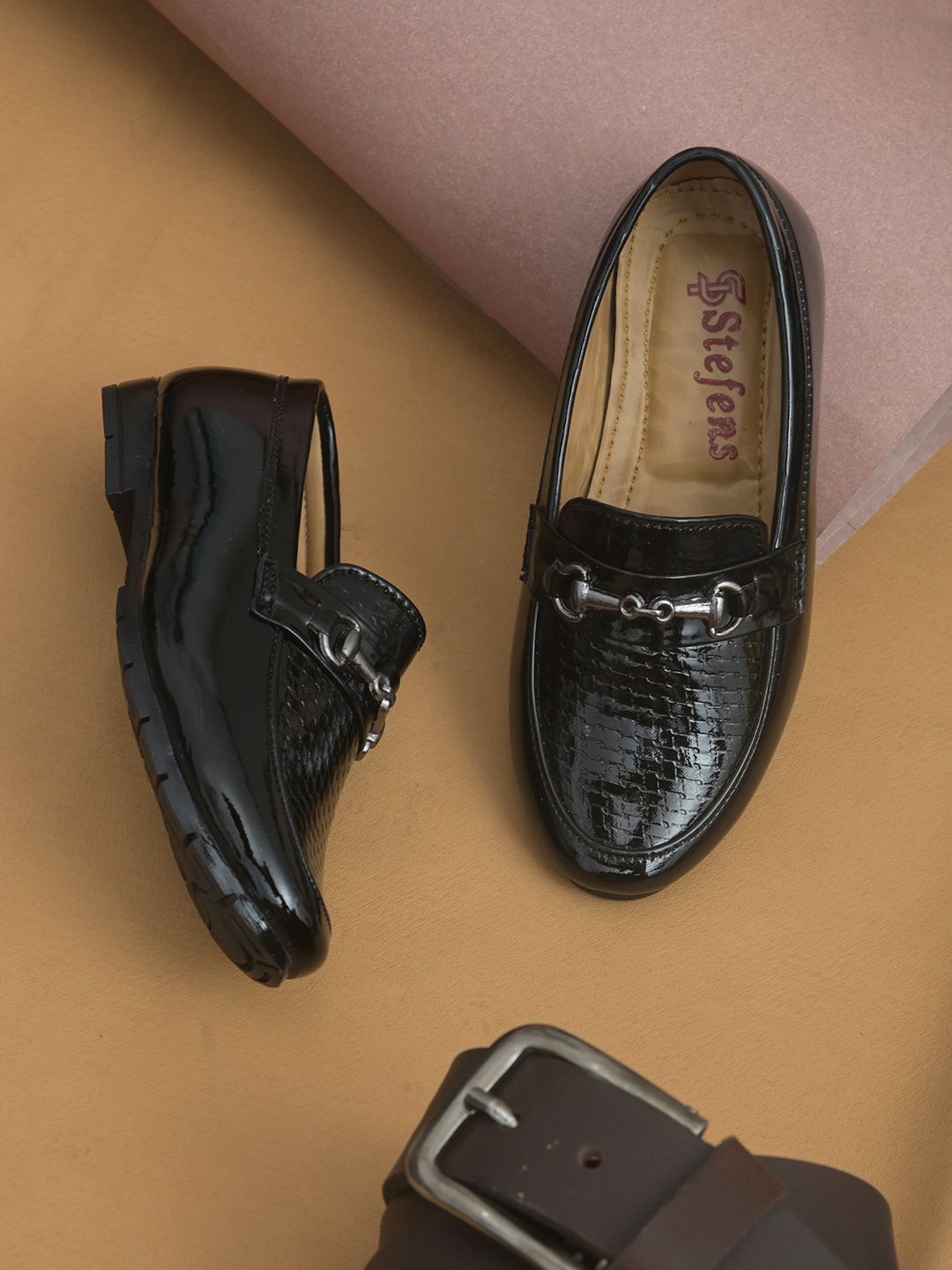 

STEFENS Boys Synthetic Leather Formal Loafers, Black