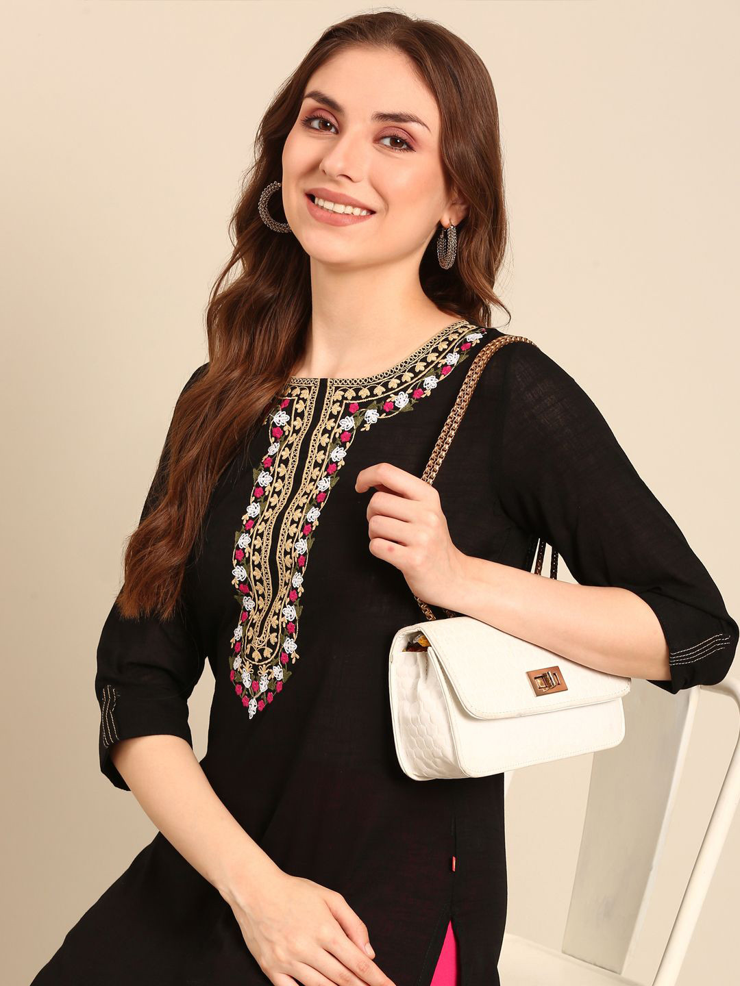 

Anouk Black & White Floral Embroidered Boat Neck Pure Cotton Straight Kurta