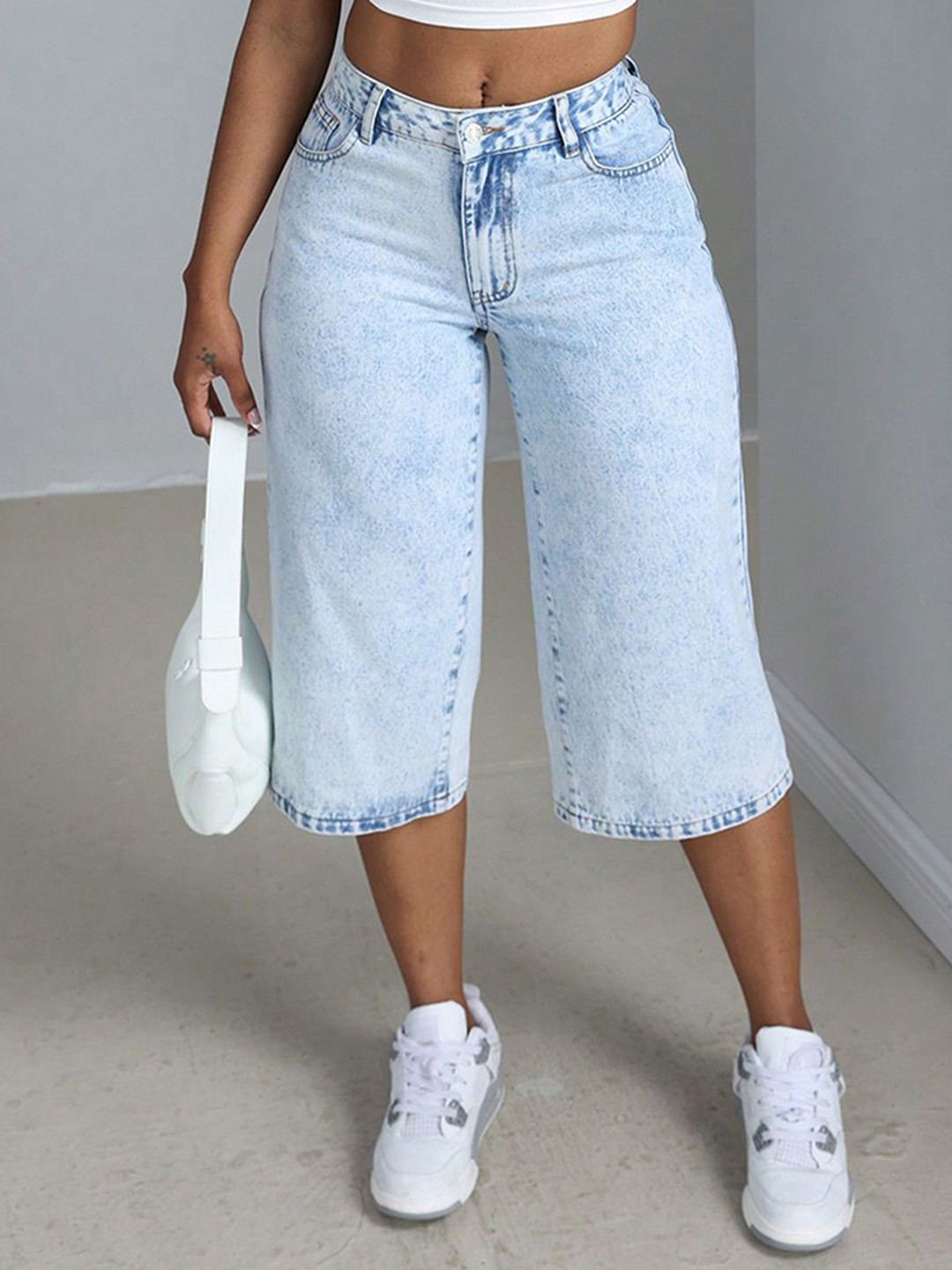 

StyleCast x Revolte Women Washed Denim Shorts, Blue