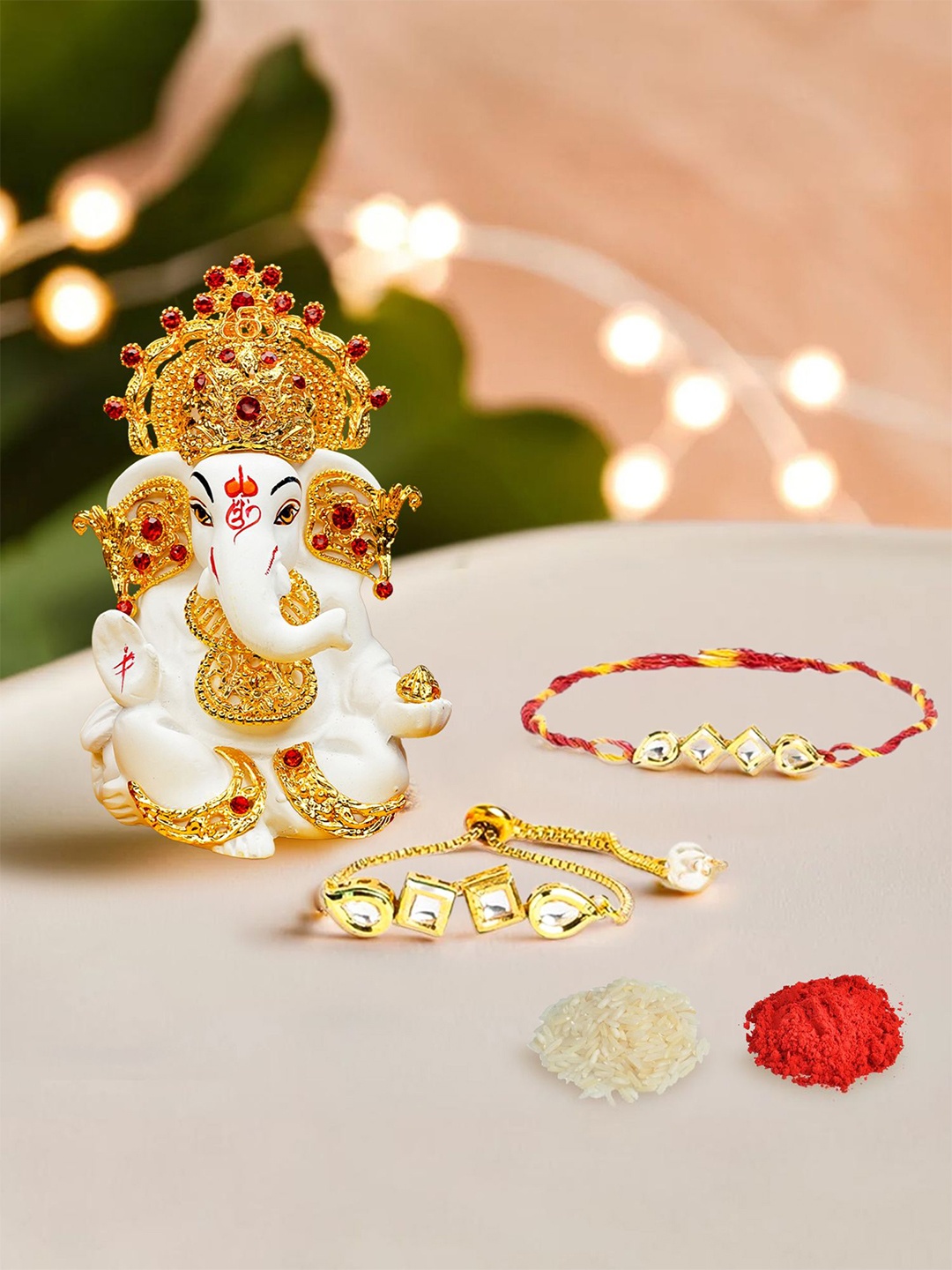 

Ekhasa Set Of 3 Bhaiya Bhabhi Rakhi with Ganesha Idol, White