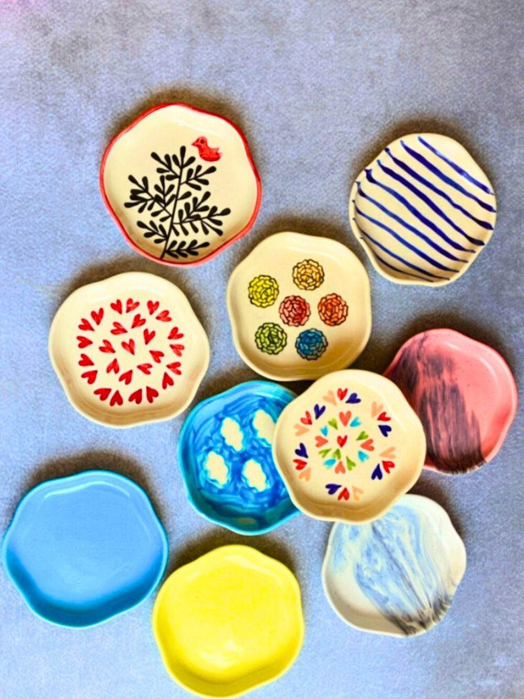 

WEAVING HOMES Off White & Blue 10 Pieces Printed Ceramic Glossy Dessert Plates