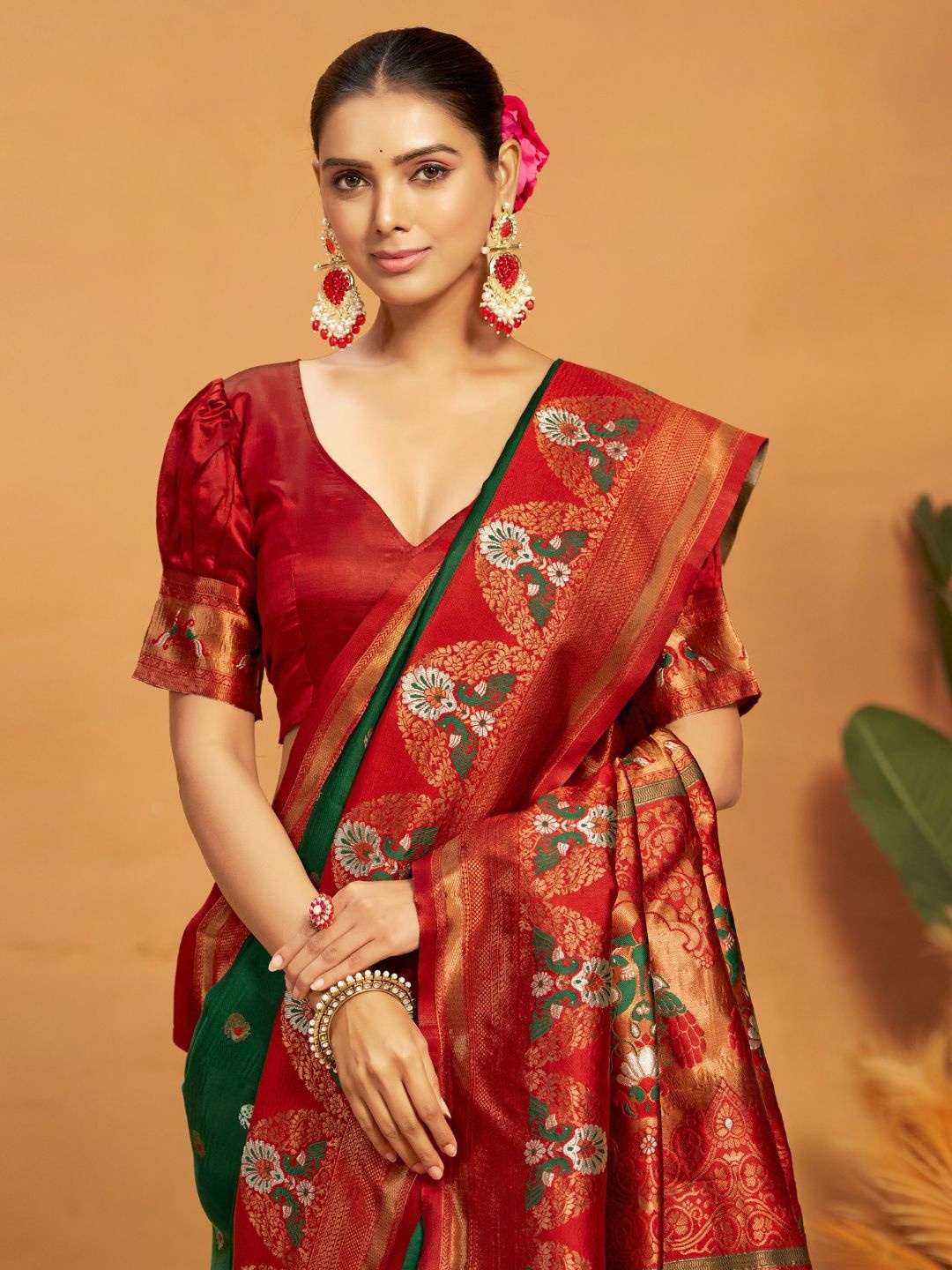 

KALINI Woven Design Zari Paithani Saree With Blouse Piece, Green