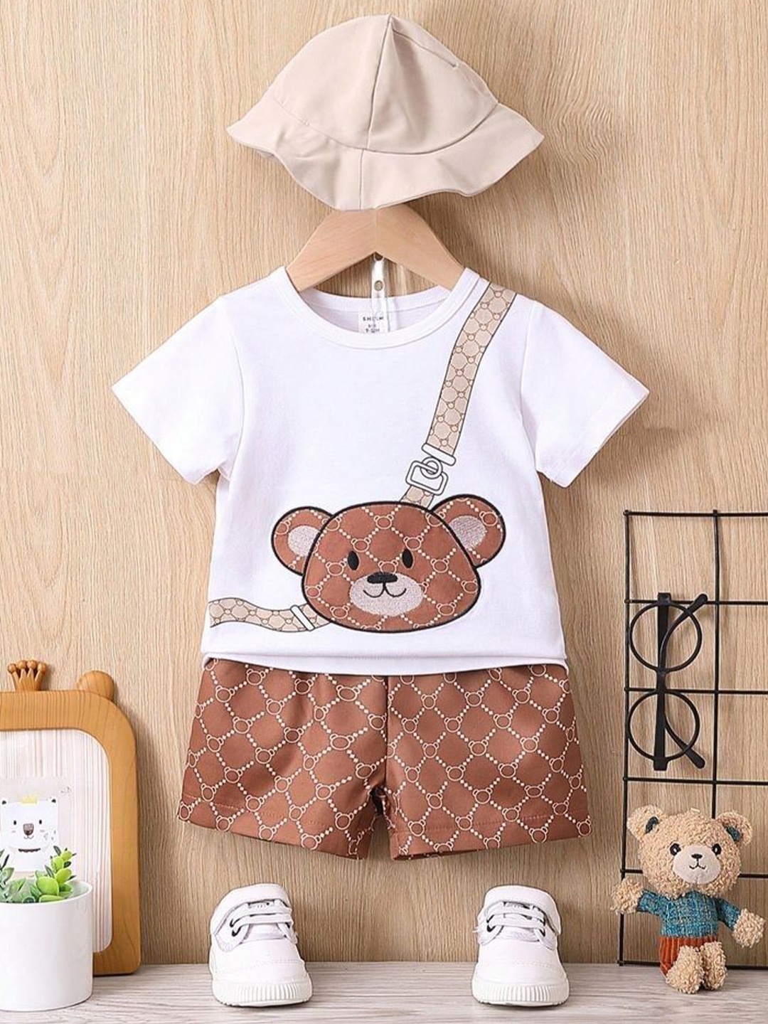 

COLORWINGS Boys Bear Printed T-shirt With Short, Cream