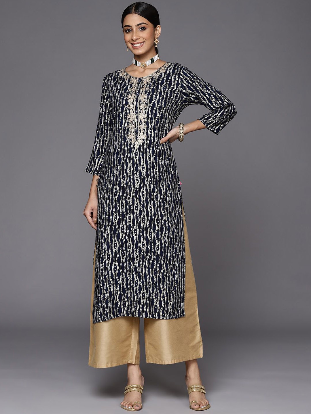 

Varanga Shibori Printed Round Neck Sequinned Straight Kurta, Blue