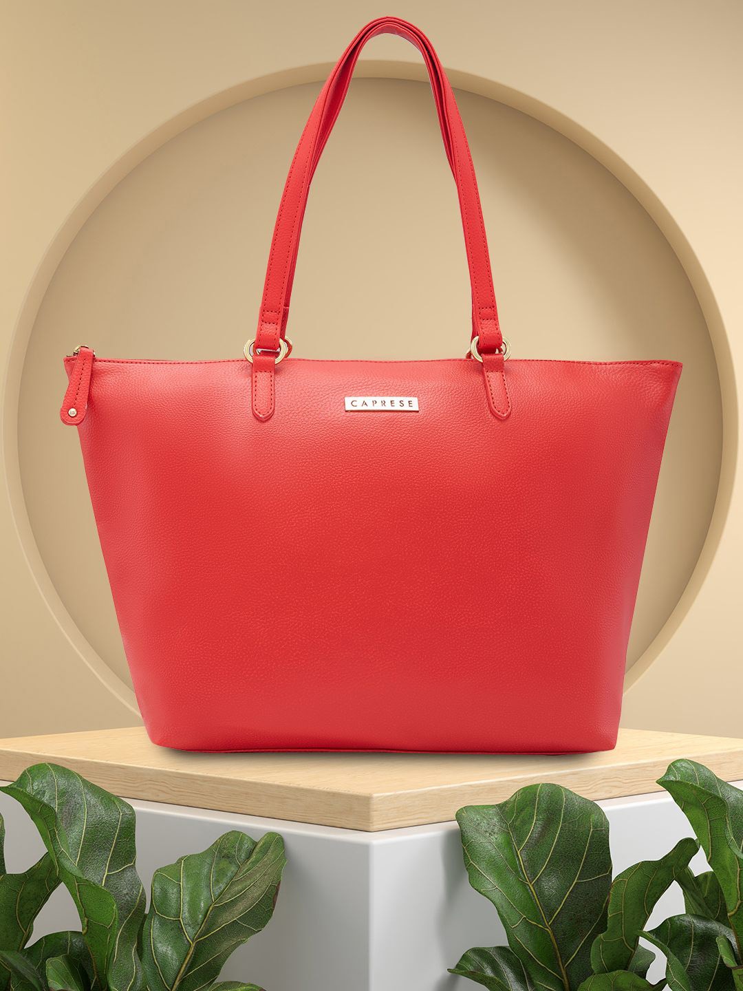 

Caprese PU Structured Shoulder Bag with Applique, Red