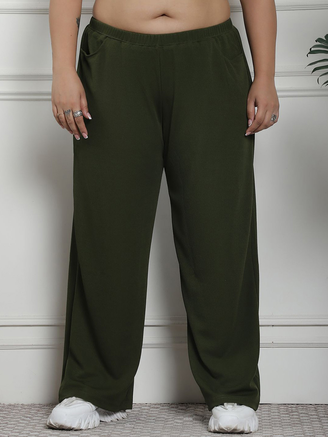 

thkgrlz Plus Size Women Relaxed High-Rise Trousers, Olive