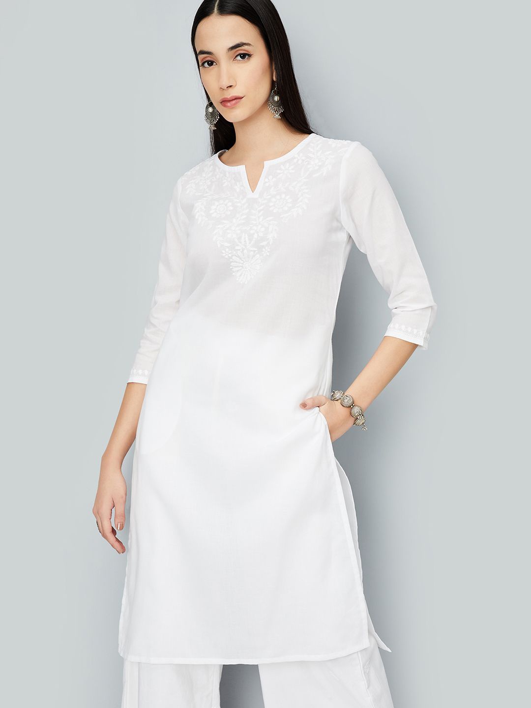 

max Floral Embroidered Thread Work Straight Kurta, White