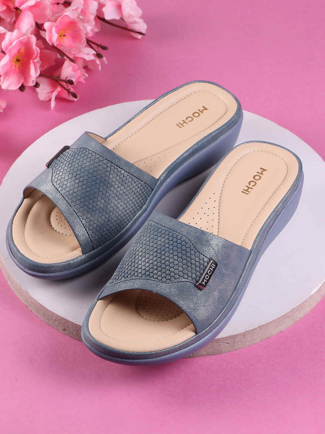 

Mochi Women Textured Open Toe Flats, Blue