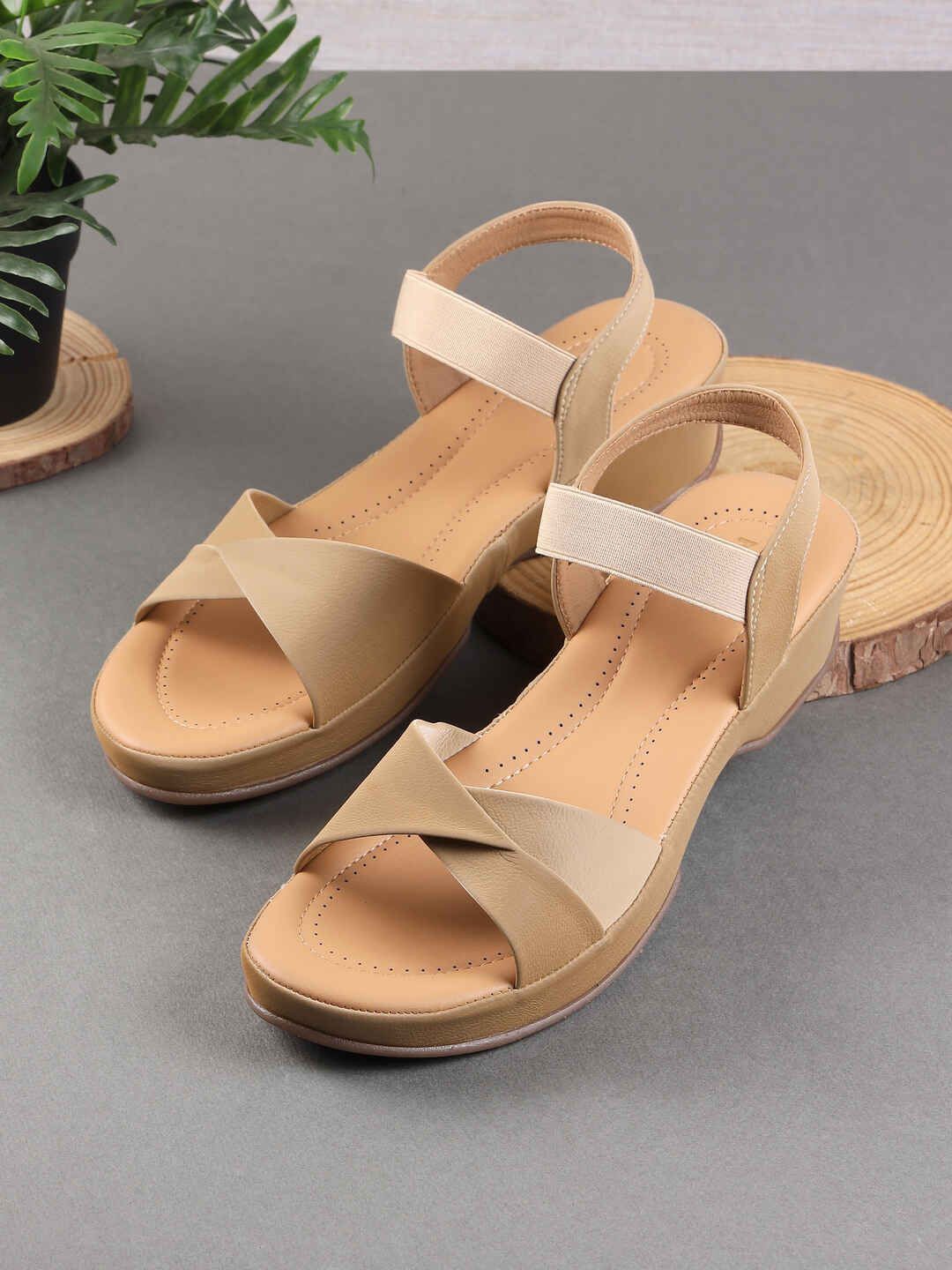 

Mochi Women Open Toe Flats with Bows, Beige