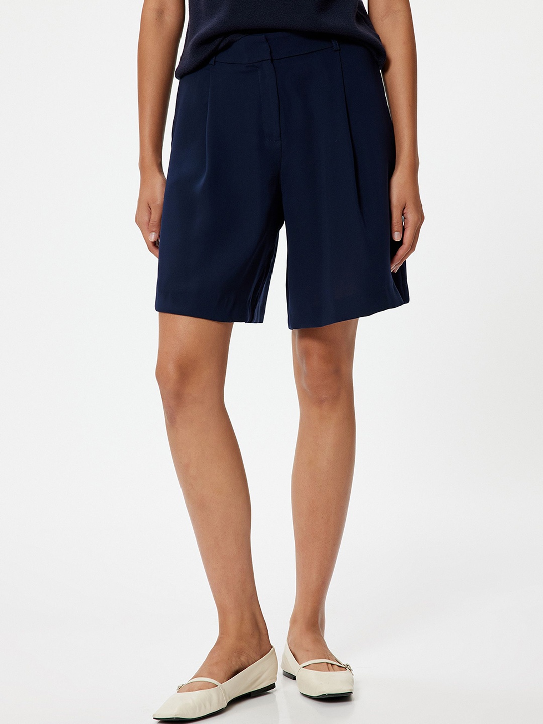

Koton Women Mid-Rise Regular Fit Shorts, Navy blue