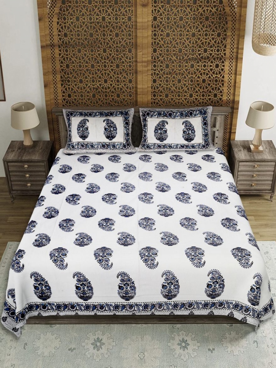 

EasyGoods Blue & White Cotton Ethnic Motifs 210 TC King Bedsheet with 2 Pillow Covers