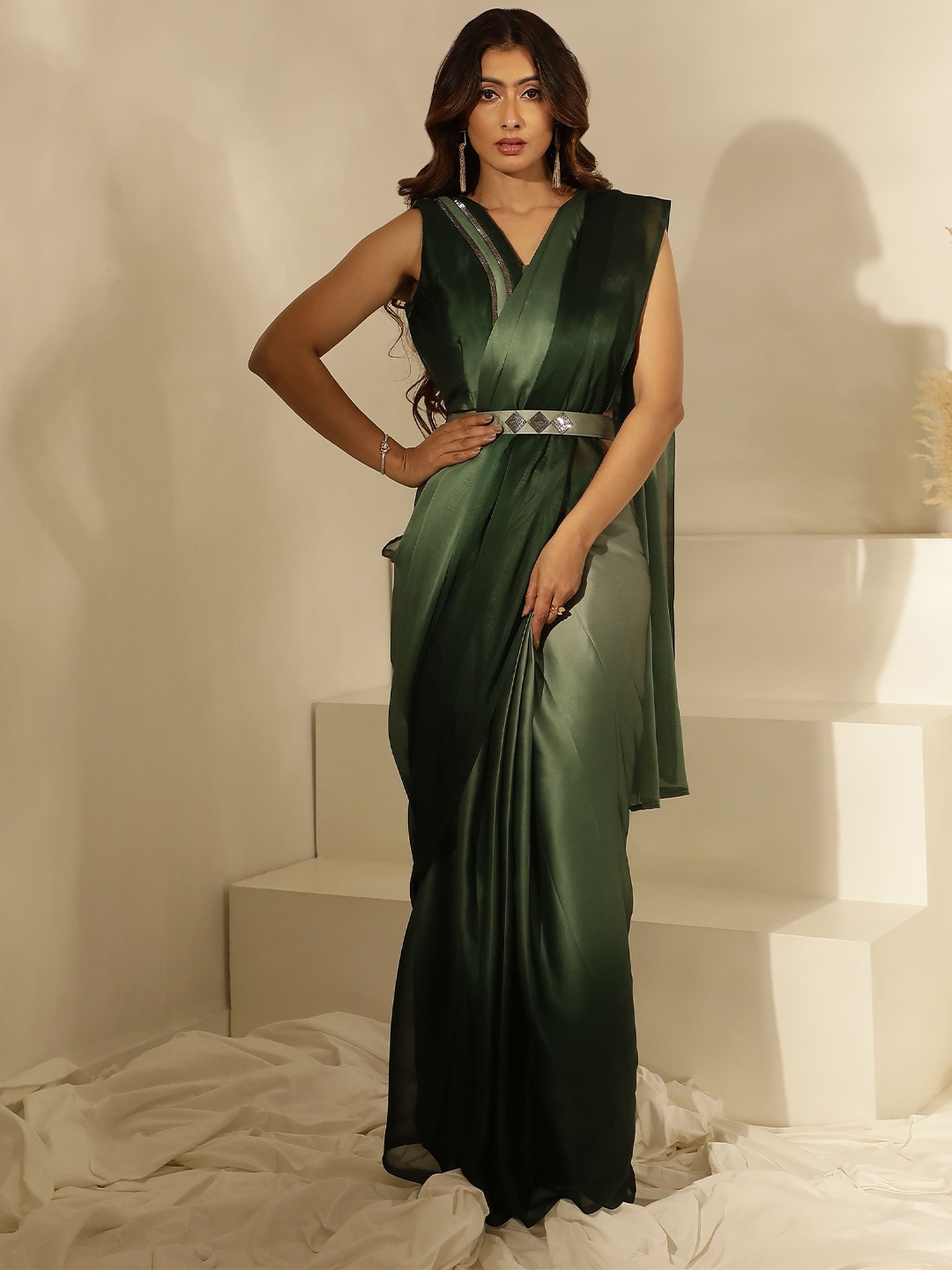 

AMOHA TRENDZ Ombre Silk Blend Ready to Wear Saree, Green