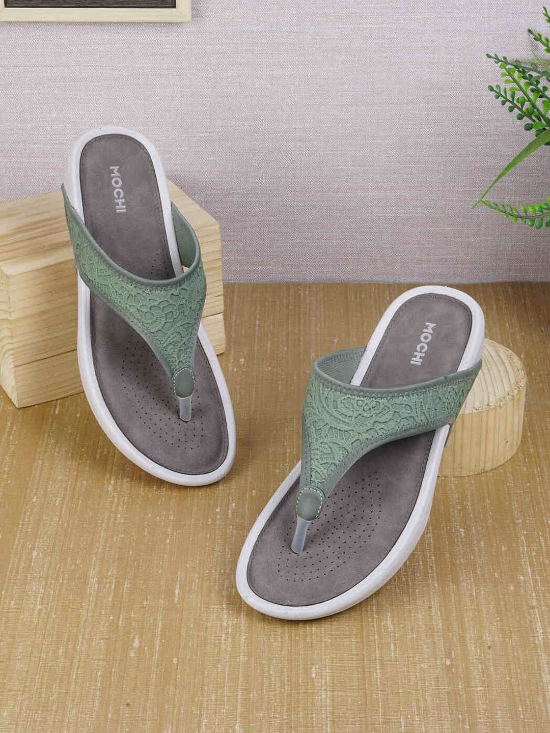 

Mochi Women Woven Design T-Strap Flats with Laser Cuts, Green