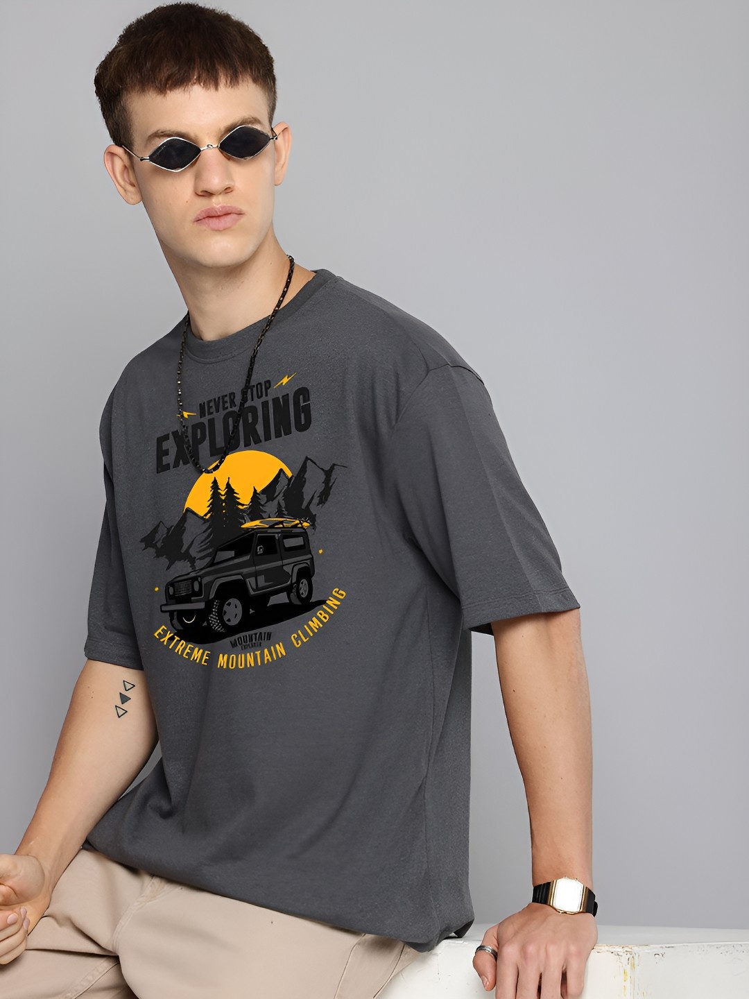 

The Roadster Lifestyle Co. Men Graphic Printed Round Neck Cotton Oversized T-shirt, Grey