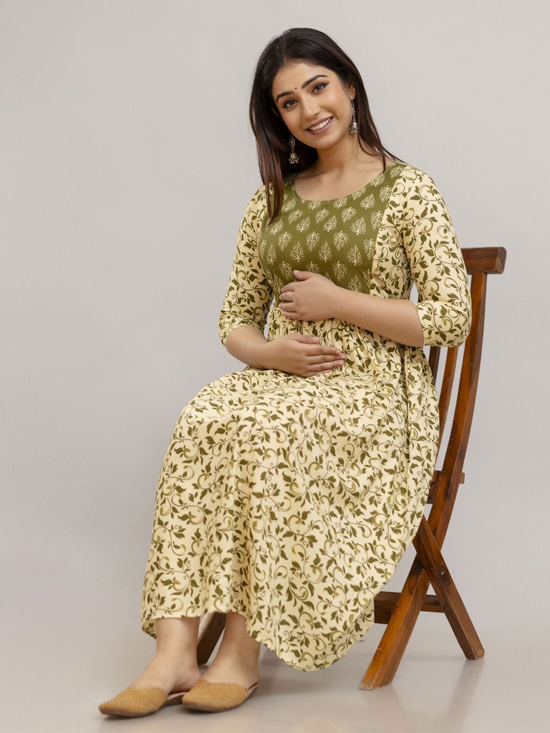 

SHOOLIN Ethnic Motifs Printed Maternity Ethnic Dresses, Green
