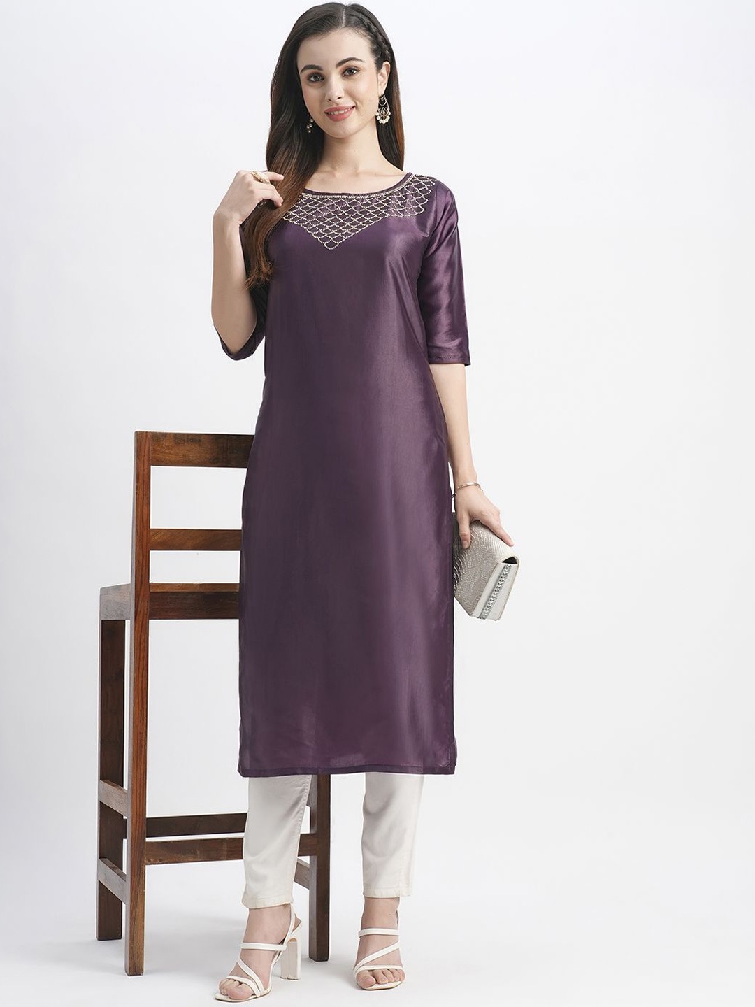 

FORKEY Geometric Embellished Beads Straight Kurta, Purple