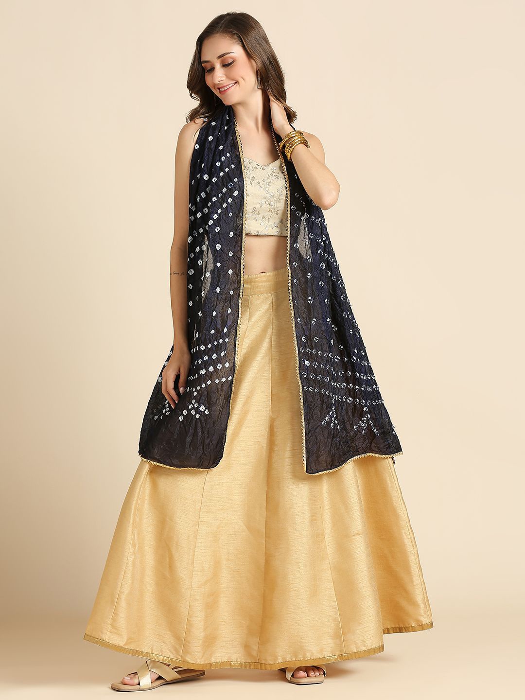 

Dupatta Bazaar Women Bandhini Stole with lace, Black