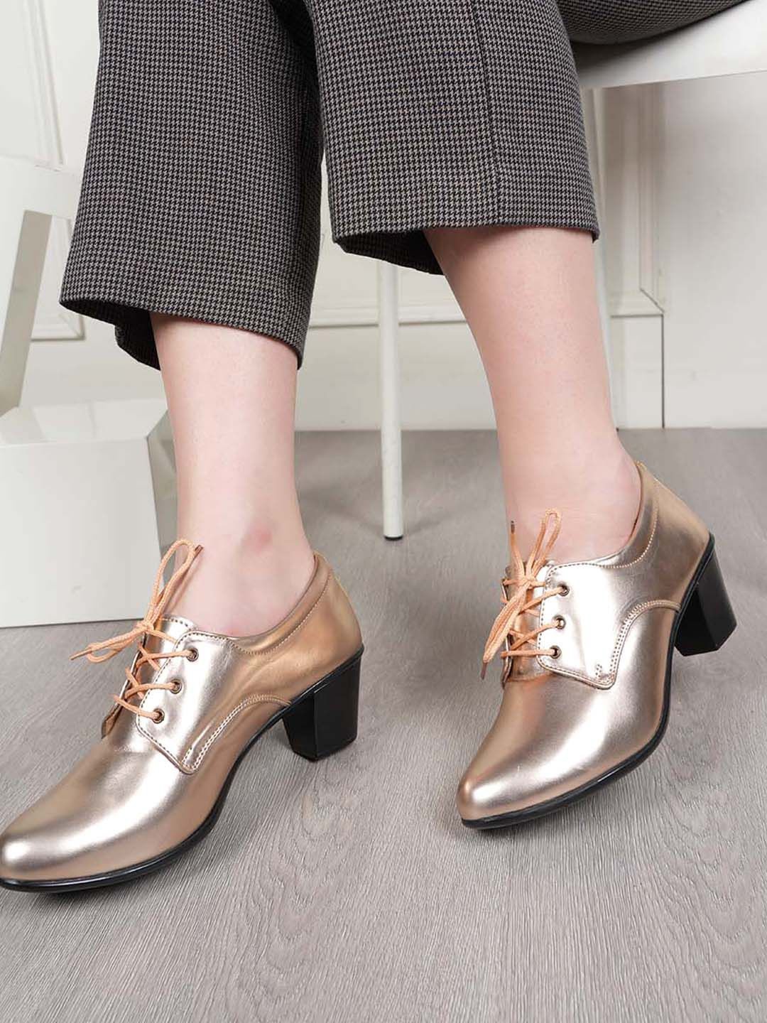 

DressBerry Women Casual Block-Heeled Regular Boots, Peach