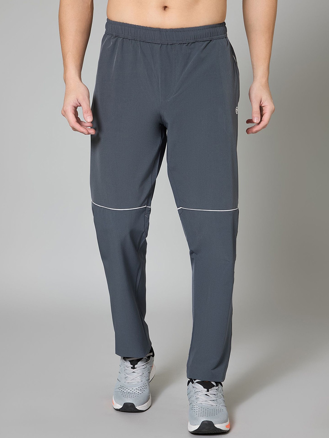 

TURNFIT Men Mid Rise Track Pants, Charcoal