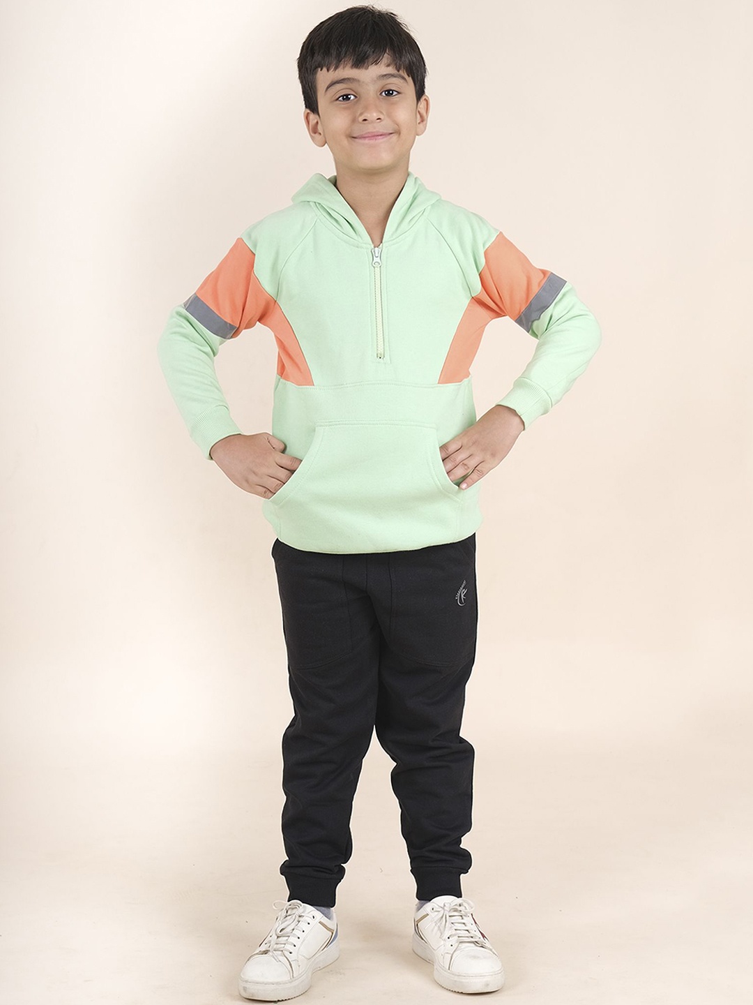 

KiddoPanti Kids Hooded Tracksuits, Green