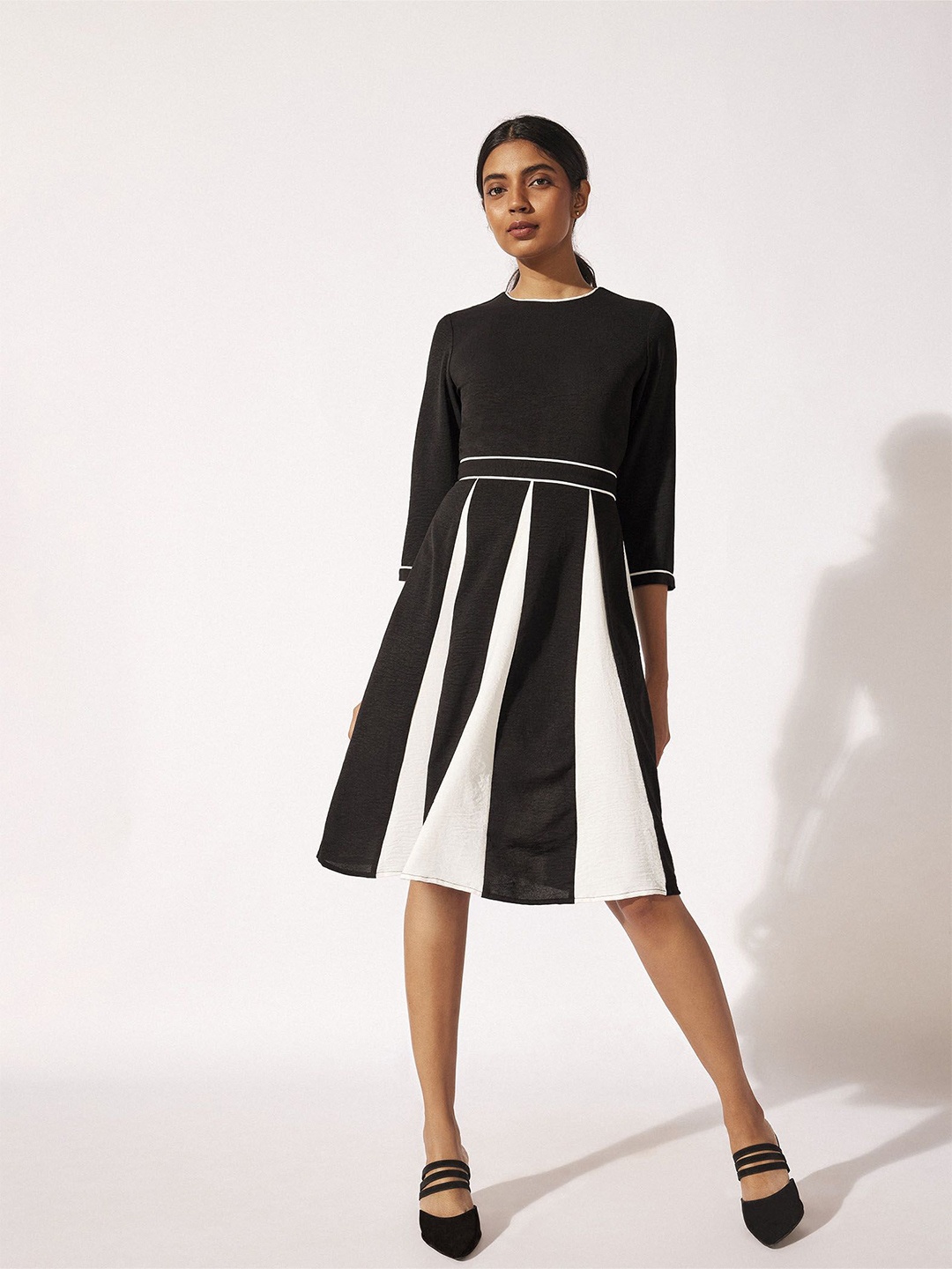 

The Label Life Colourblocked Monochrome Panelled Fit & Flare Dress, Black