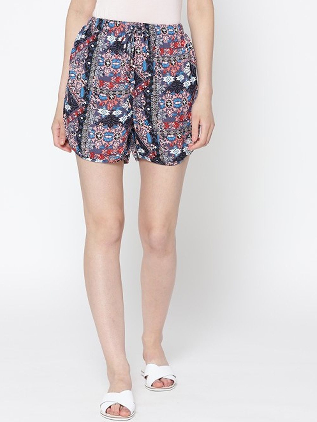 

Sera Women Tribal Printed Loose Fit Shorts, Black
