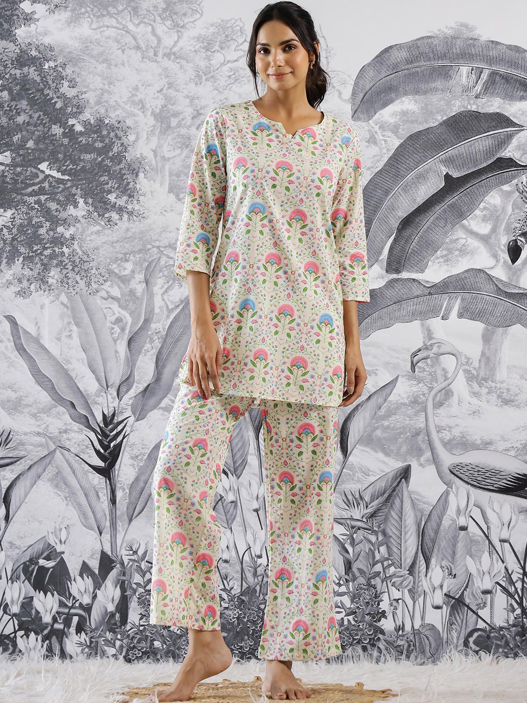 

FLAVIA CREATION Floral Printed Pure Cotton Night suit, White
