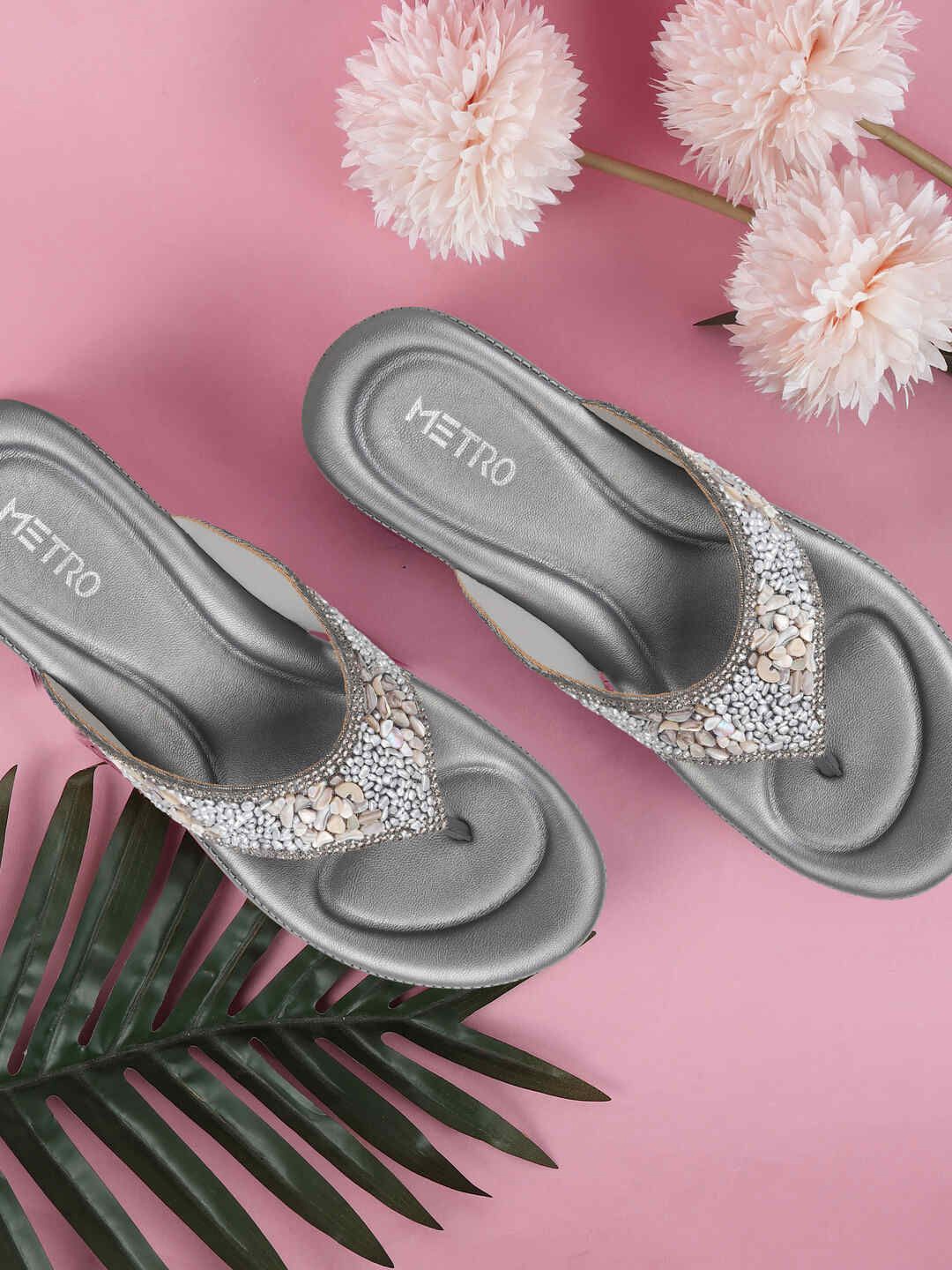 

Metro Women Embellished Open Toe Flats, Grey