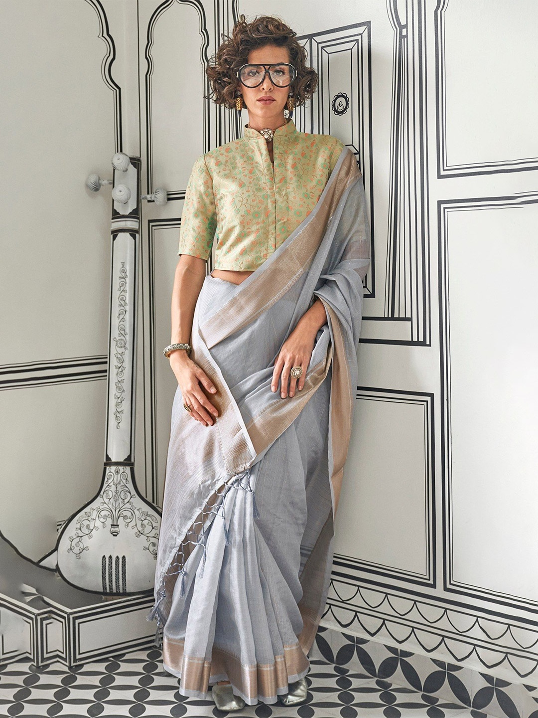 

MySilkLove Striped Zari Silk Blend Saree, Grey