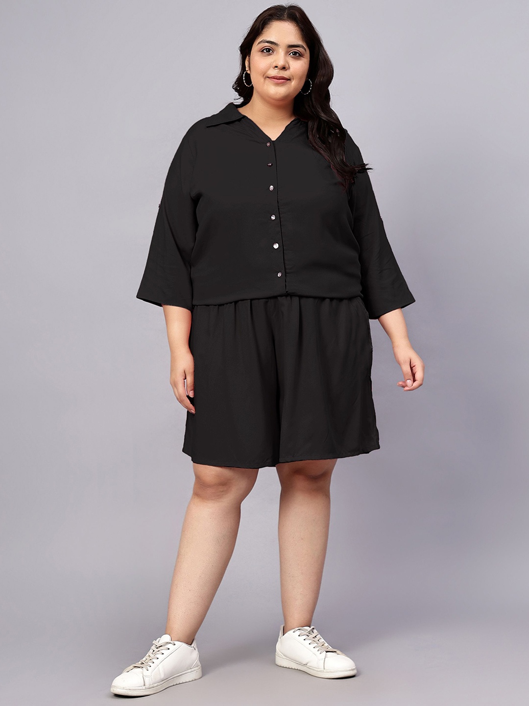 

Indietoga Plus Size Shirt With Shorts, Black