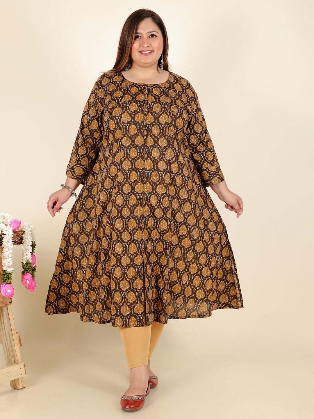 

LALI JAIPUR Women Plus Size Floral Printed Round Neck Cotton Kurta, Brown