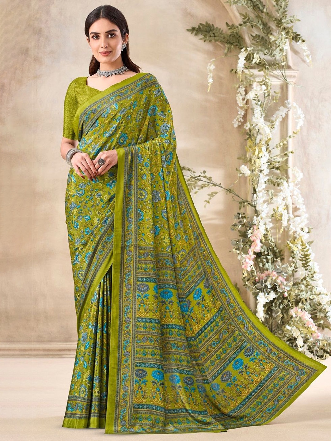 

Reboot Fashions Floral Pure Crepe Bandhani Saree, Green