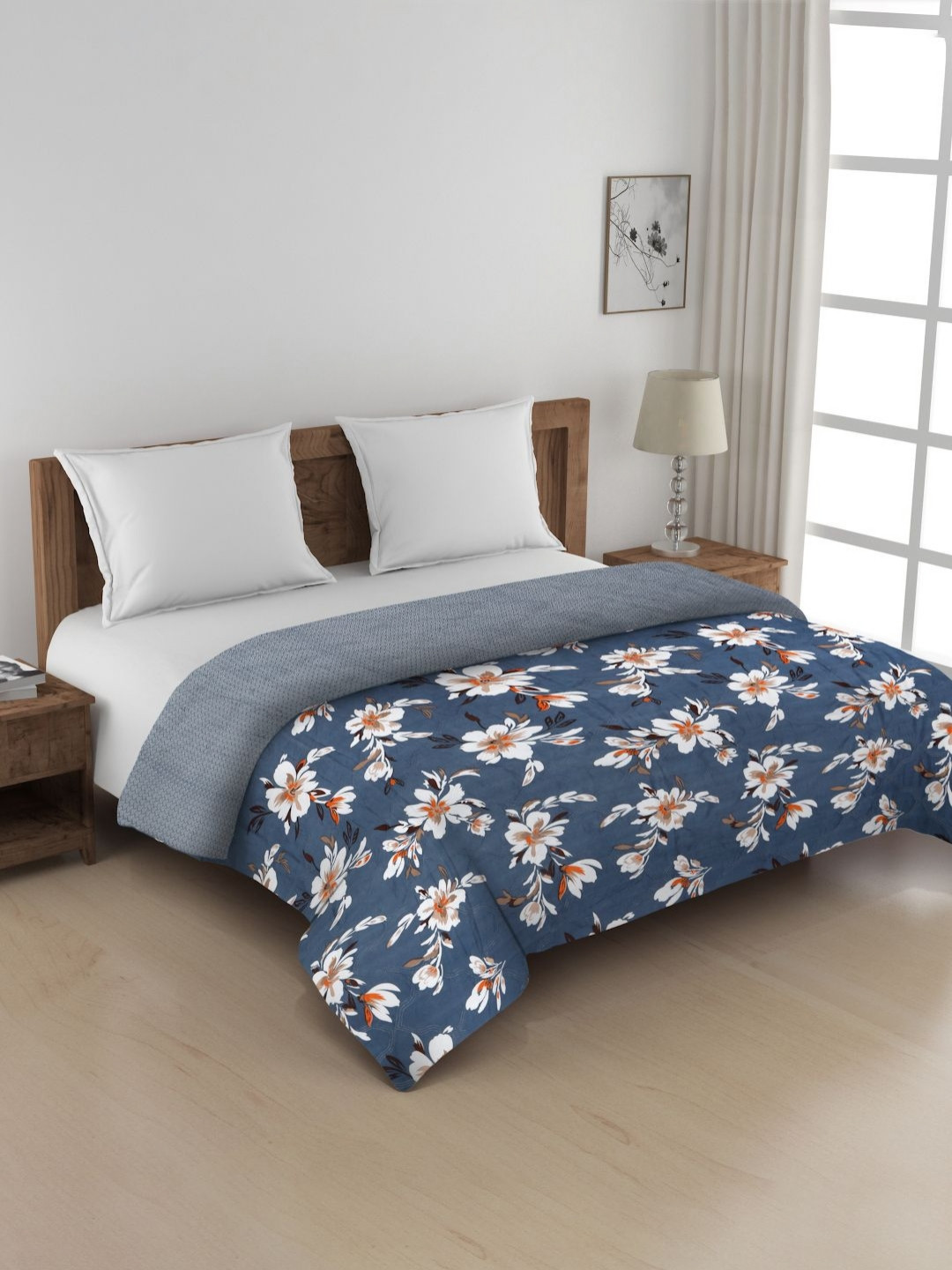

KLOTTHE Navy Blue & White Floral Printed Microfibre 350 GSM AC Room Double Bed Comforter